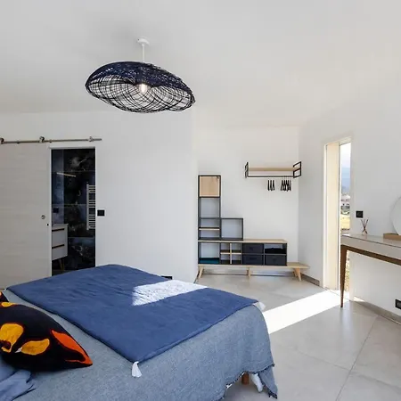 La Maison Sur La 别墅