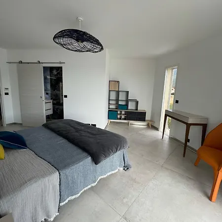 La Maison Sur La * 卡尔卡托吉奥