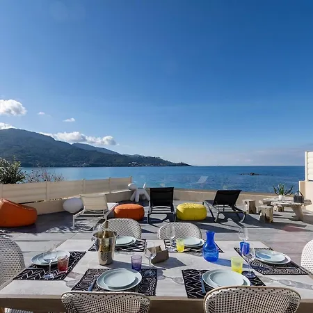 Βίλα La Maison Sur La *