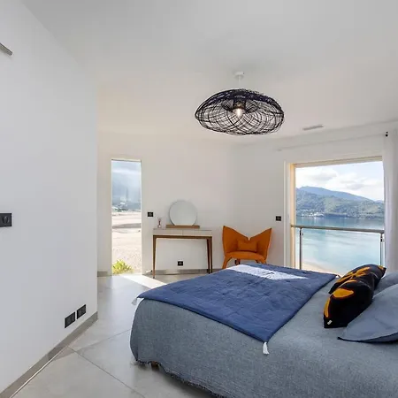 La Maison Sur La Villa Calcatoggio (Corsica)