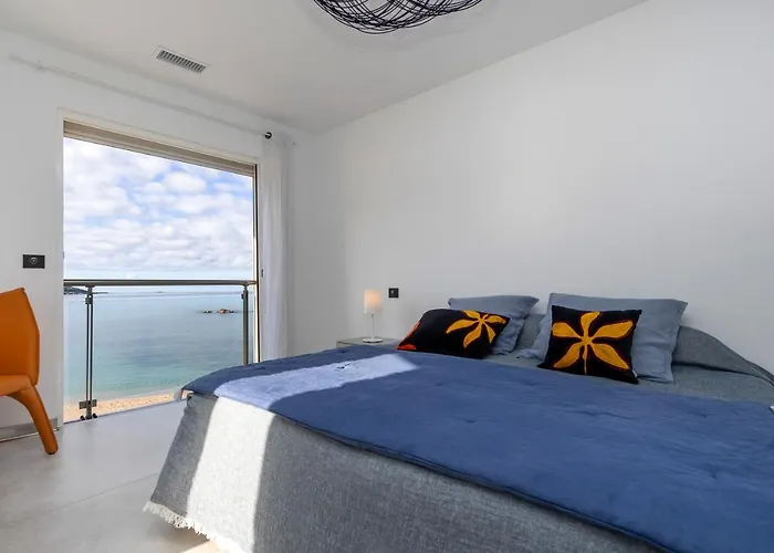 La Maison Sur La Villa