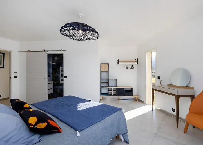 La Maison Sur La Villa