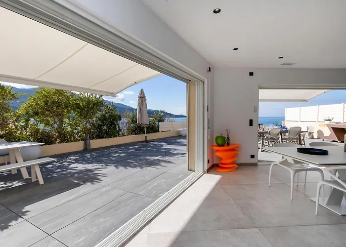 Villa La Maison Sur La *