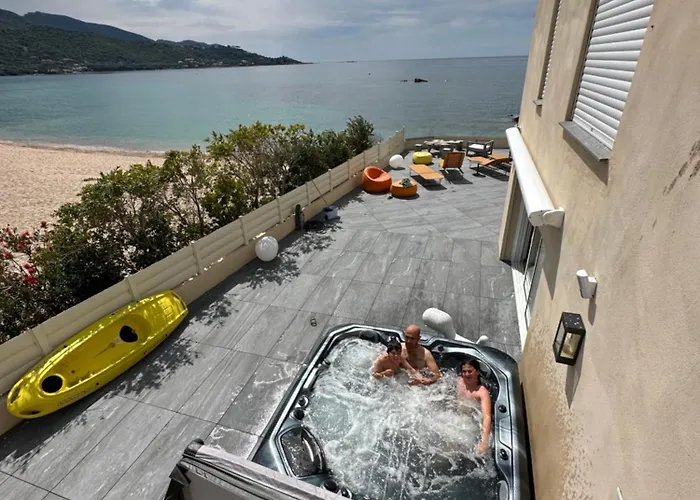 La Maison Sur La Calcatoggio (Corsica)